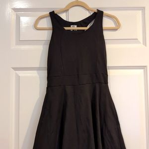 32 Degrees dress with built-in shorts - Size Small
